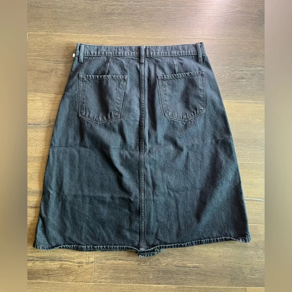 Lucky Brand Button Front Denim Skirt – Size 14/32 – Black Wash - Picture 2 of 5